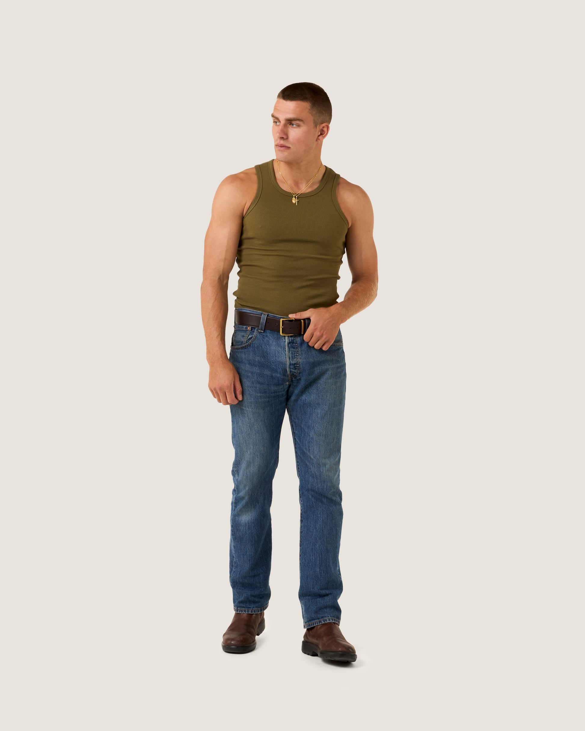 Charlie is 177cm wearing Size Medium