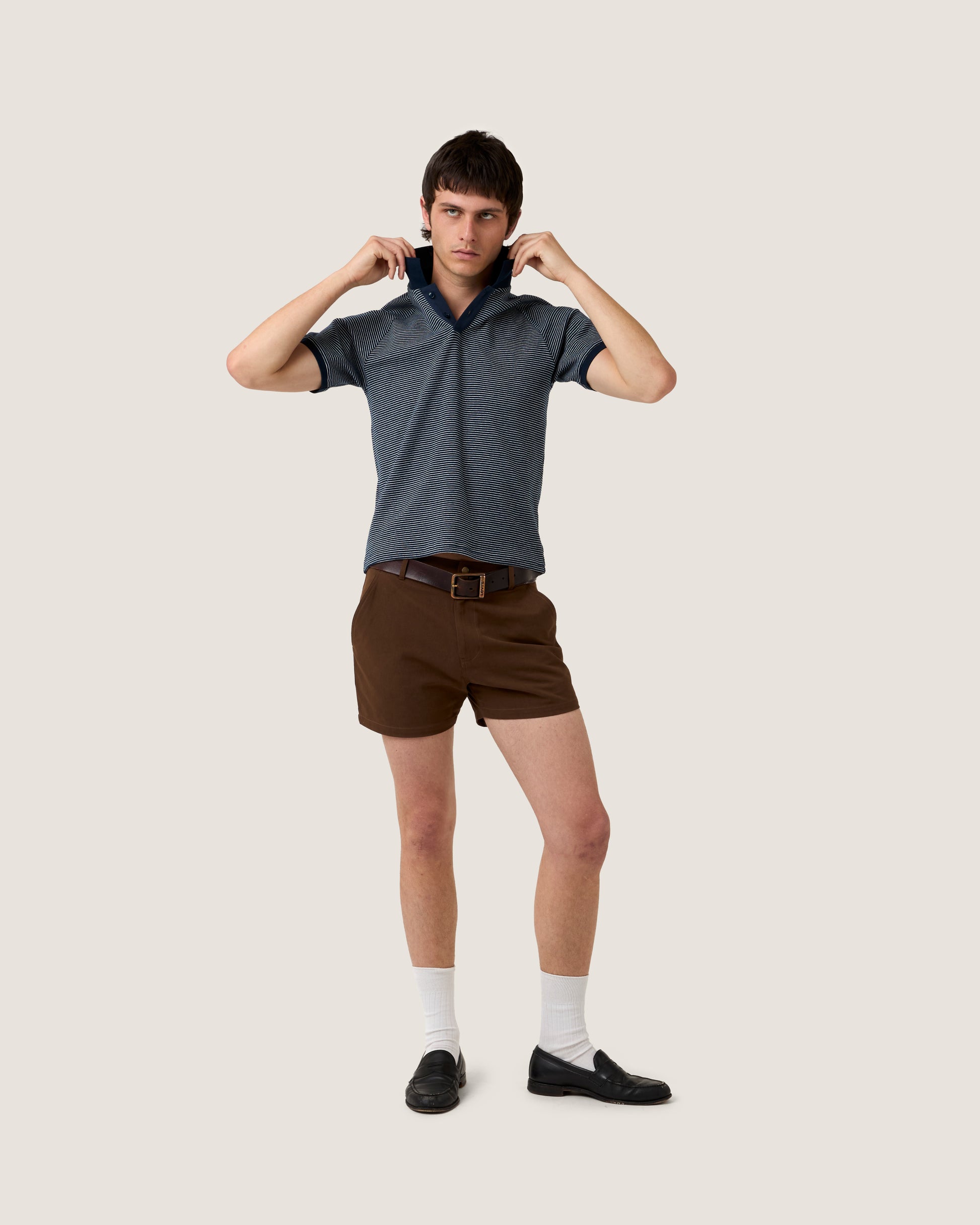 Oscar is 190cm wearing Size 32