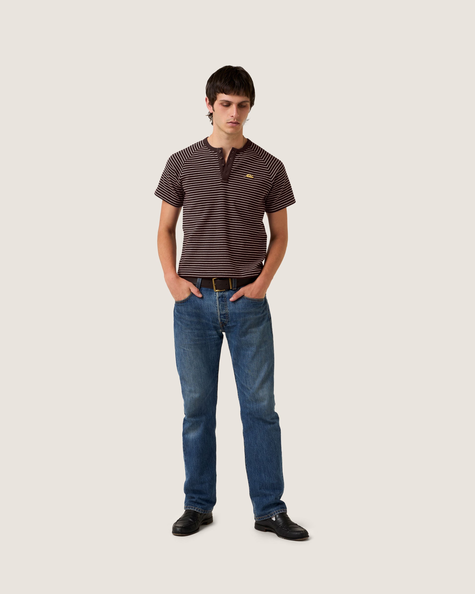 Oscar is 190cm wearing Size Medium