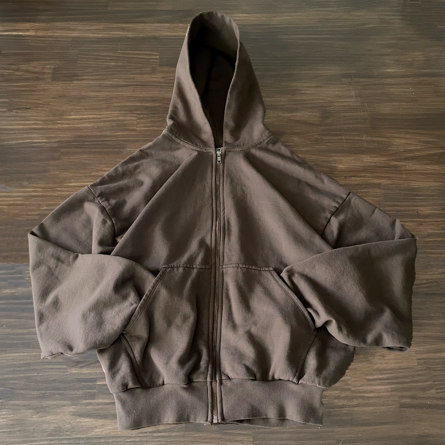 Cropped Relaxed Zip Up Hoodie (Wog Brick Brown)